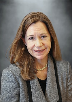Liz Leverson headshot
